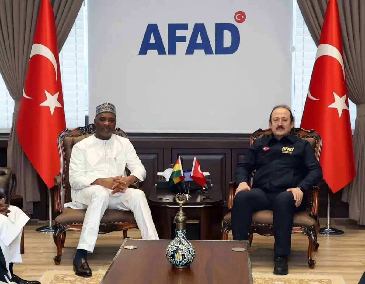 AFAD Başkanı Pehlivan, Gana İçişleri Bakanı Muntaka ile bir araya geldi