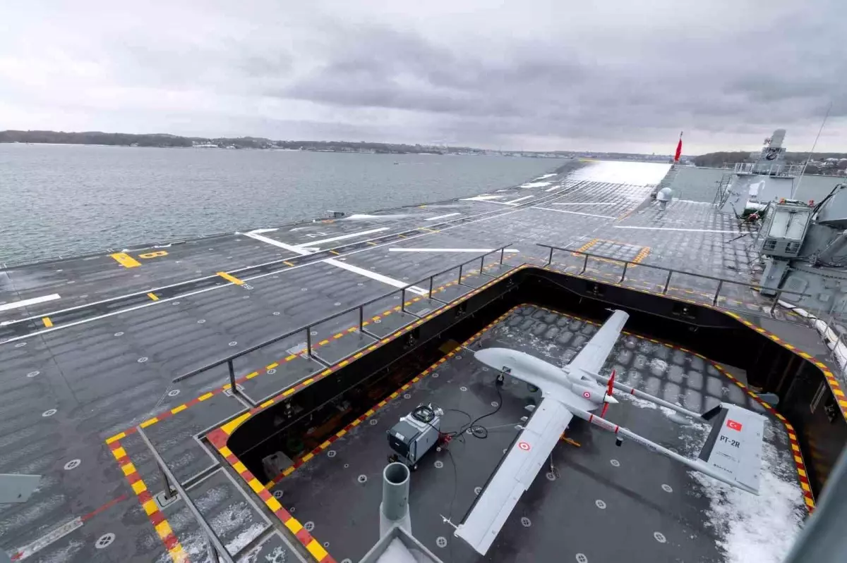 Bayraktar TB3 SİHA'dan NATO tatbikatında gövde gösterisi