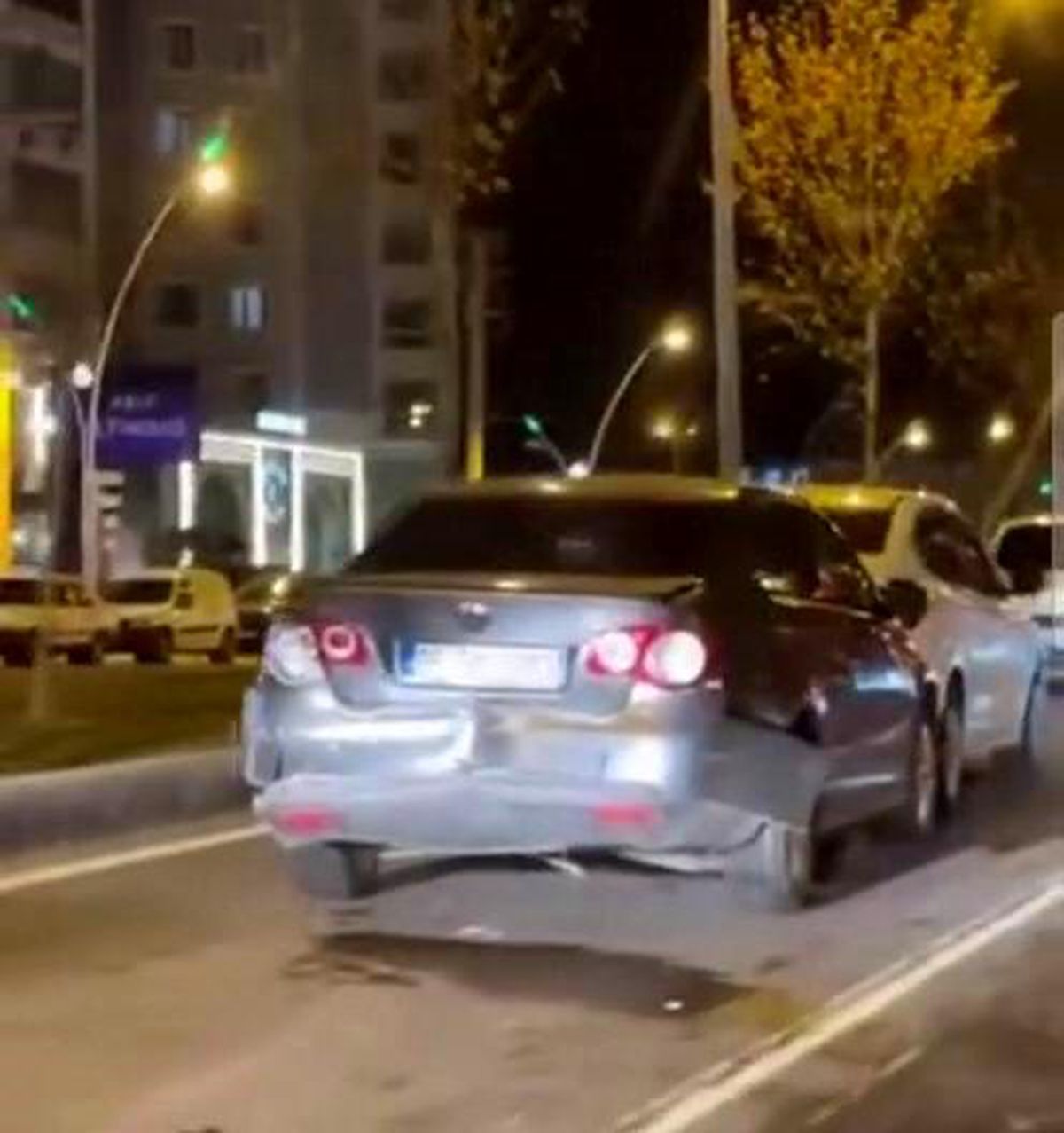 Diyarbakır'da zincirleme kaza: 2 yaralı