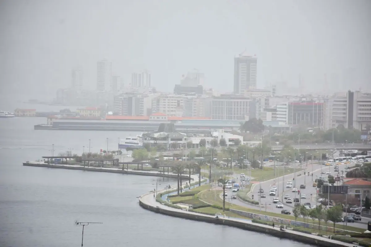 Ege Bölgesi'nde Toz Taşınımı Uyarısı