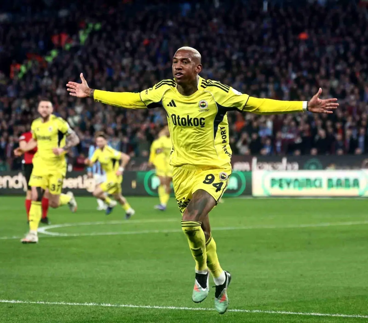 Fenerbahçe'de ön plana çıkan ikili: Asensio ve Talisca