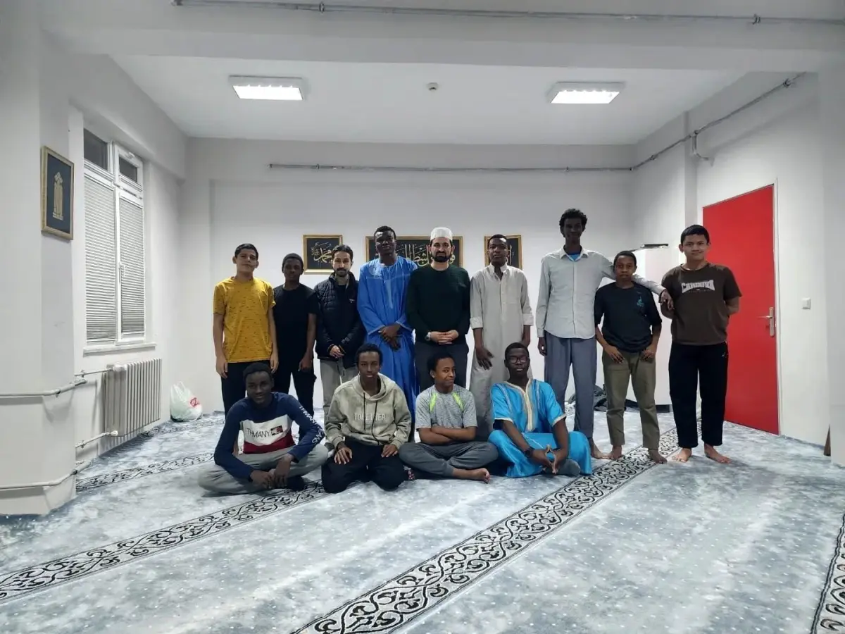 Gençlerden Ramazan'a anlamlı hazırlık