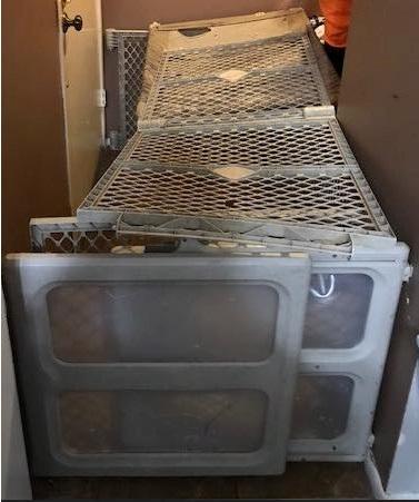 The shocking incident! She locked her 2 adopted children in a cage