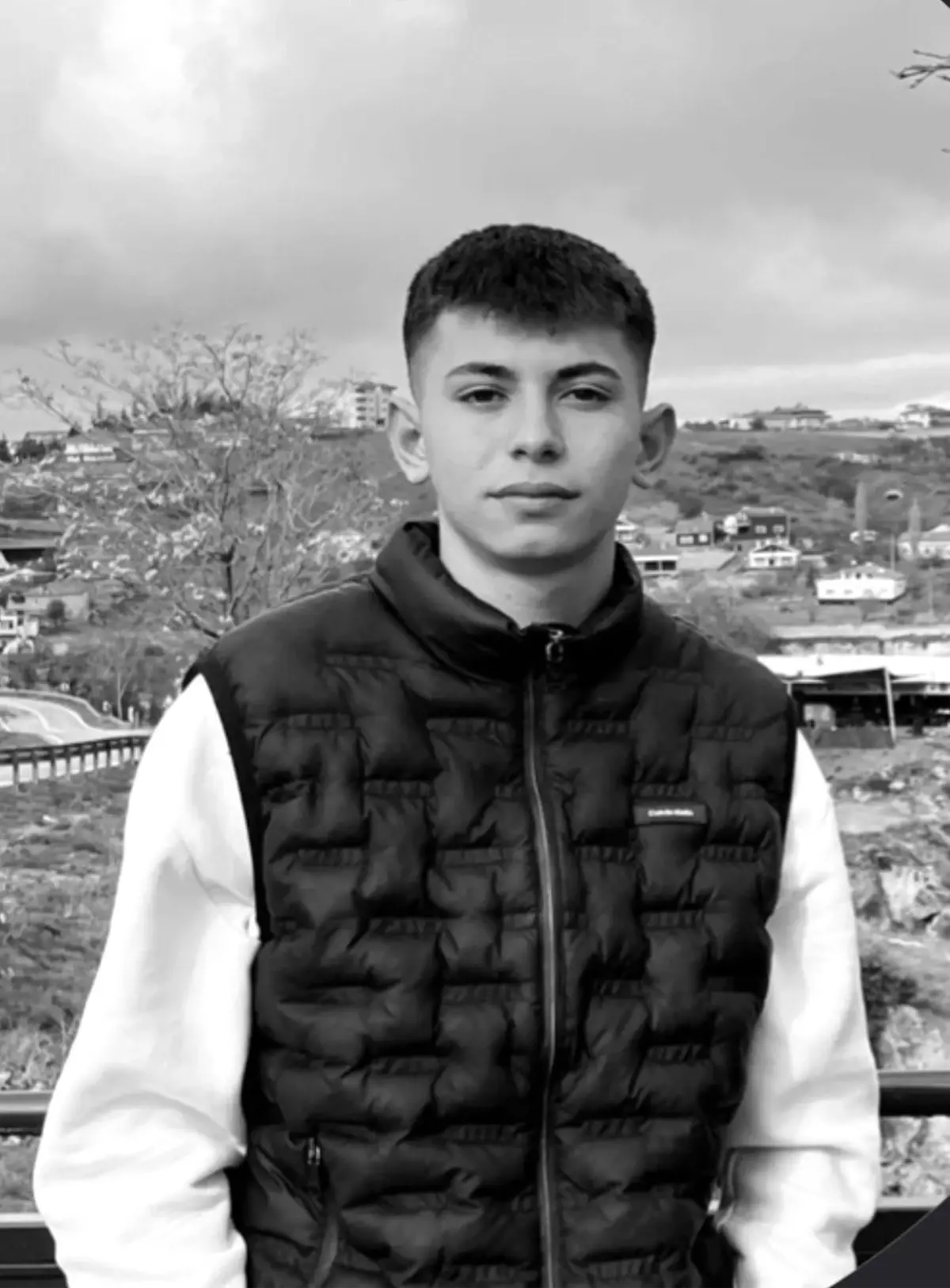 Manisa'da motosiklet devrildi: 16 yaşındaki sürücü hayatını kaybetti