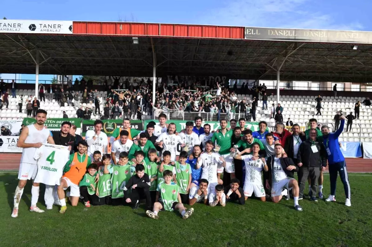 TFF 3. Lig'de İnegöl Kafkasspor sahasında kazandı