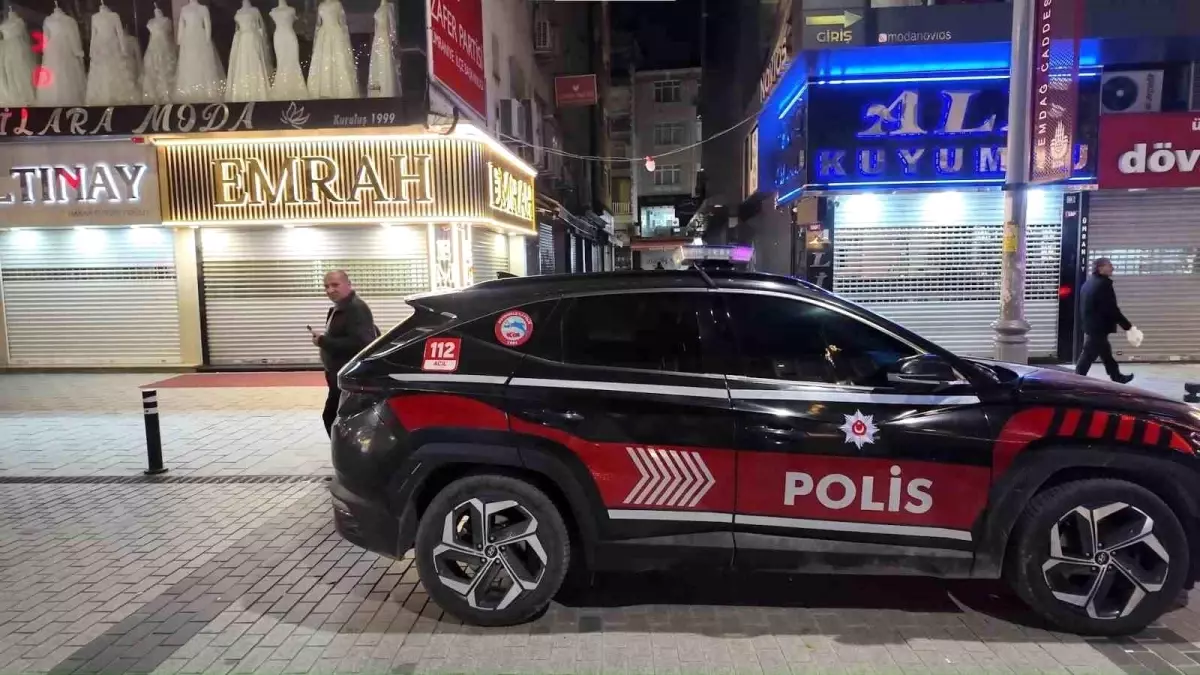 Ümraniye'de kuyumcuda doldur-boşalt faciası: İş arkadaşını vurdu