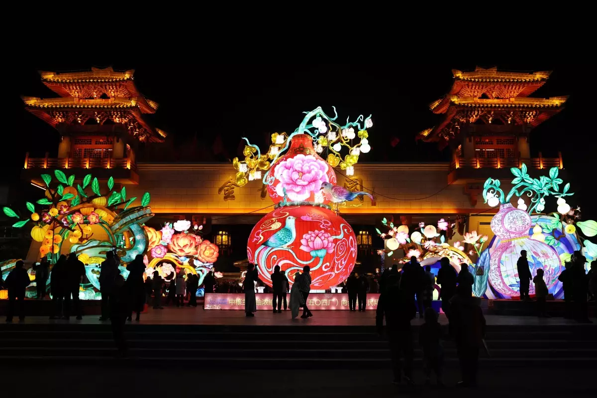 Albüm: Çin'in Gansu Eyaletinde Çin Yeni Yılı Kutlamaları Göz Kamaştırıcı Görüntülere Sahne Oldu