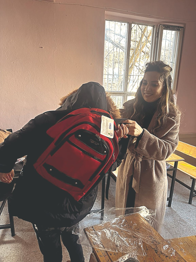 Gönül Eli Projesi ile Batman'da eğitime ve geleceğe destek