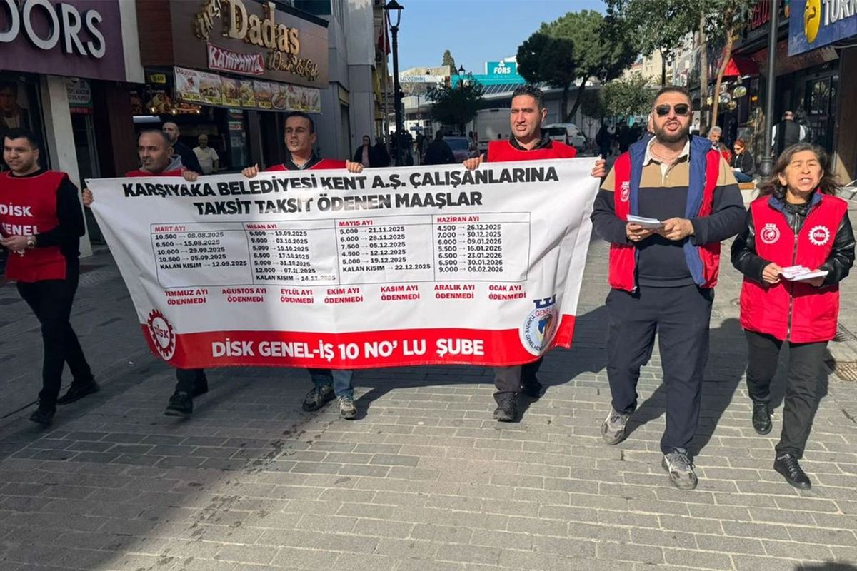 Karşıyaka'da işçiler sokağa indi! 7 aydır maaş yok, alacakları 400 bin TL