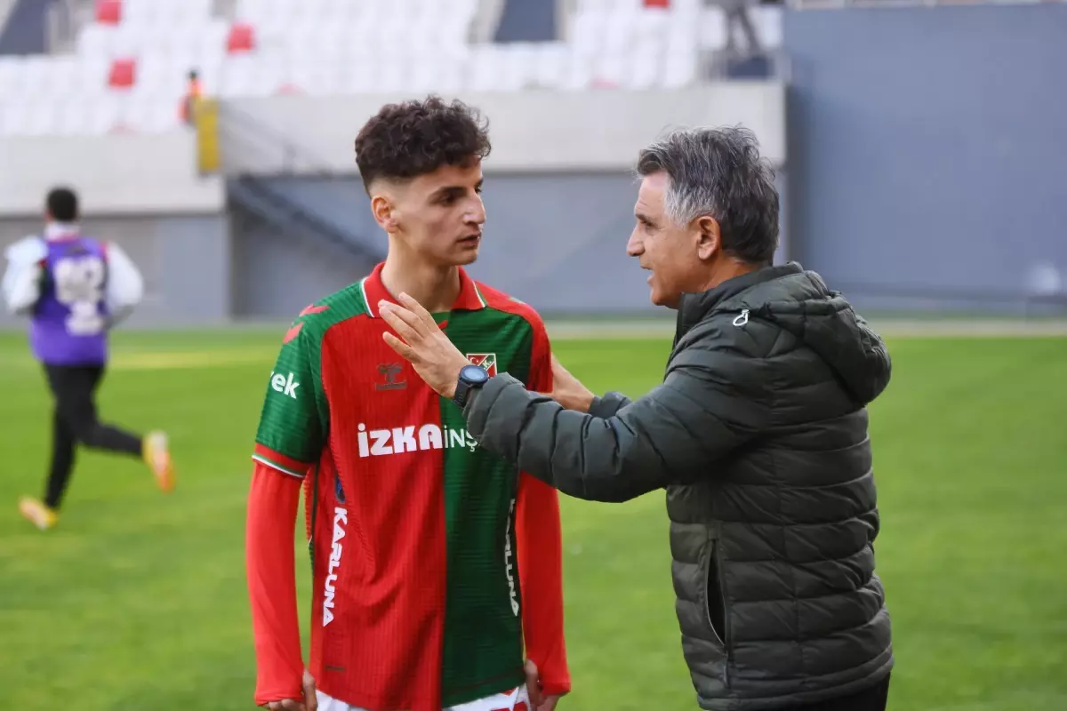 Karşıyakalı Adem yıllar sonra ilk olacak