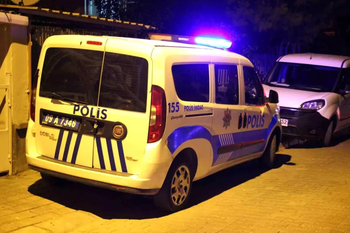 Kuyumcuda suçüstü: Levye ve kesme makasıyla yakalandı