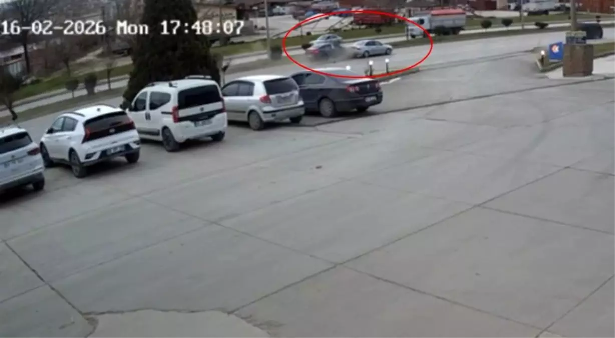 Tokat'ta Trafik Kazası: 2 Yaralı