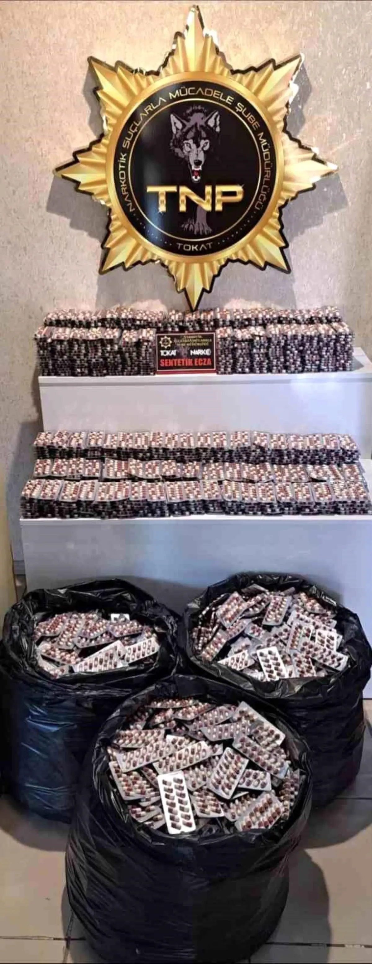 Tokat'ta 55 bin sentetik ecza ele geçirildi