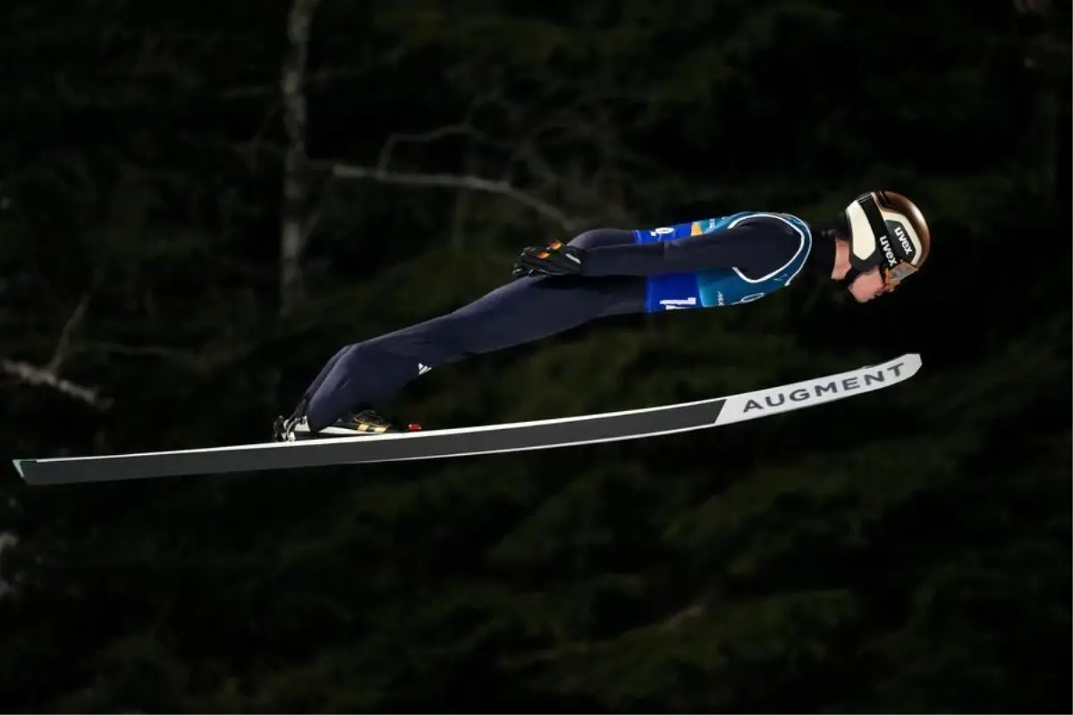 Albüm: 2026 Milano-Cortina Kış Olimpiyat Oyunları'nda Kayakla Atlama ve Serbest Stil Finalleri Sona Erdi