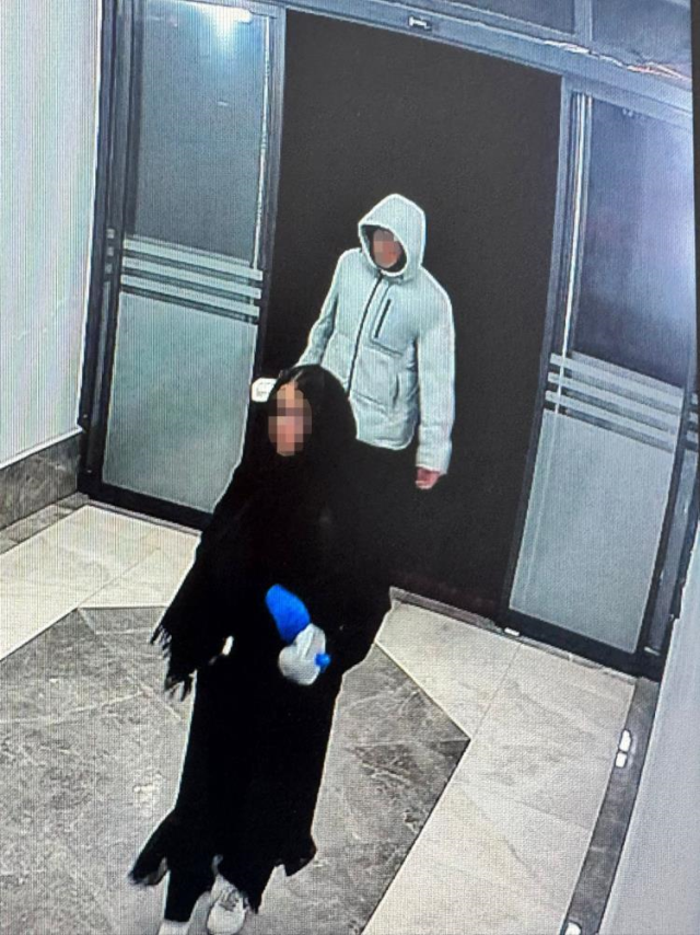 apartmanda buyu panigi karanlikta gelip idrar ve 19574094 222 m