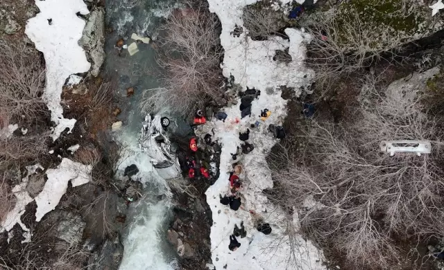 A family was shattered! The vehicle fell into the stream, there are casualties