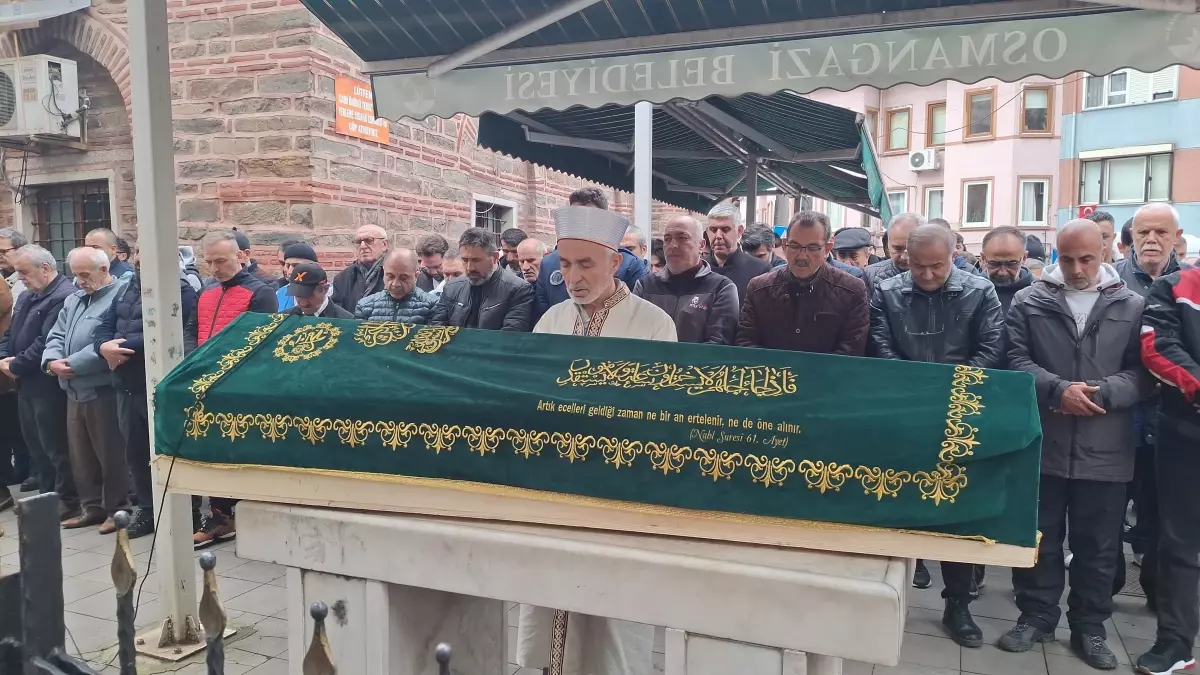 SÜRÜCÜ TOPRAĞA VERİLDİ