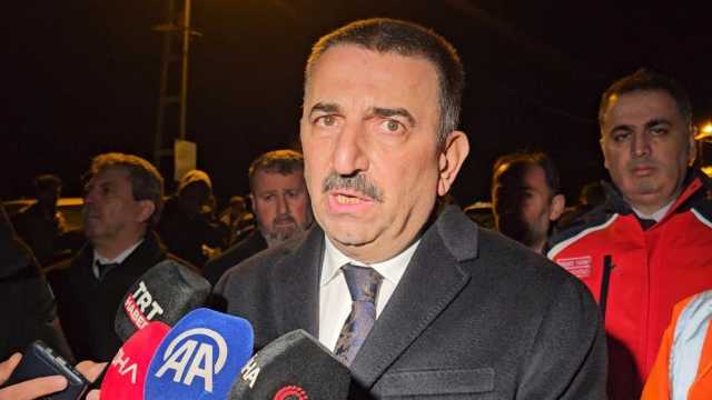 Çizmeleriyle morga kaldırılan madencinin cenazesi yürek burktu