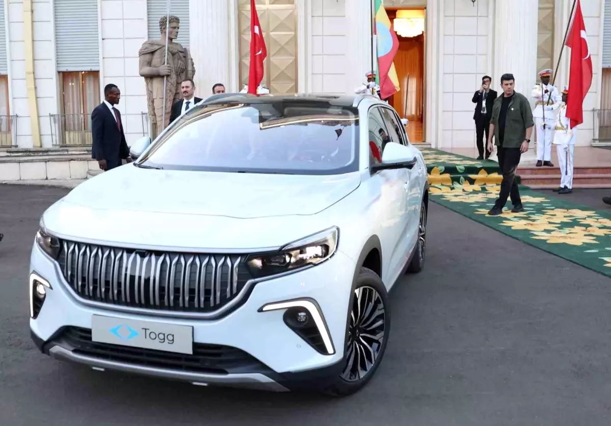 Cumhurbaşkanı Erdoğan'dan Etiyopya Başbakanı Ahmed Ali'ye Togg hediyesi