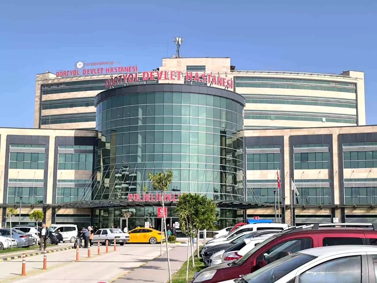 Doktordan habersiz adına bin 327 reçete yazan 'sahte reçete' çetesi çökertildi