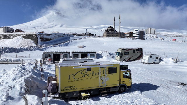 Erciyes Mountain has become the new winter route for caravan enthusiasts