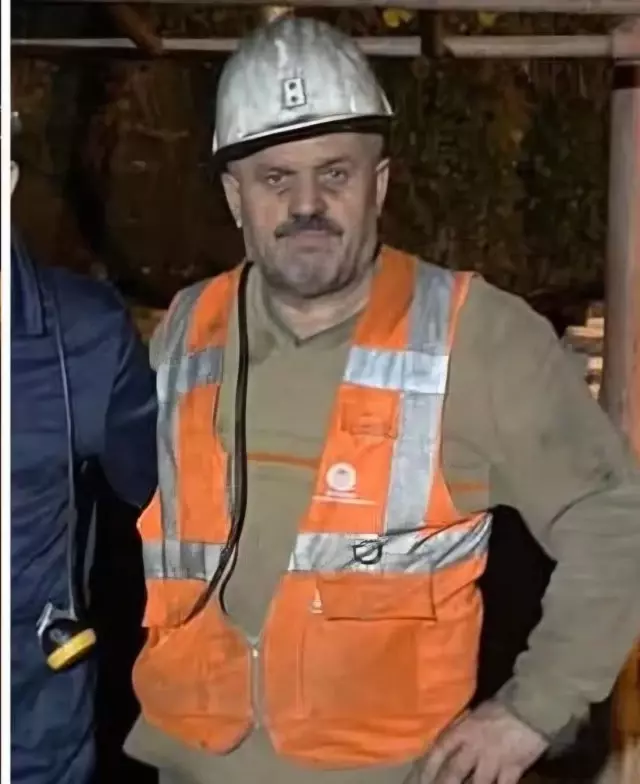 gocukte olen emekli madenci kizinin okul 19576082 o