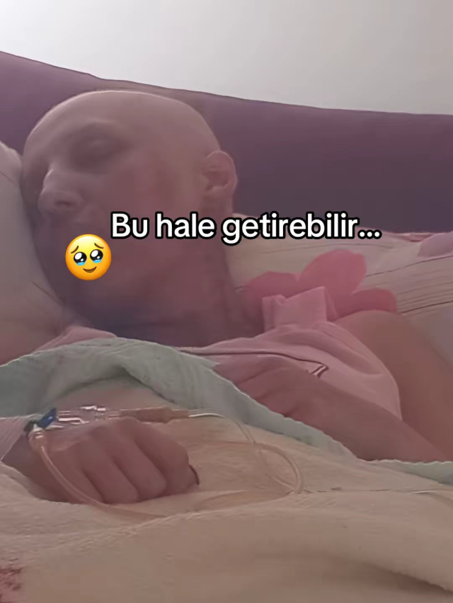 Both are the same woman! The relentless disease brought her to this state