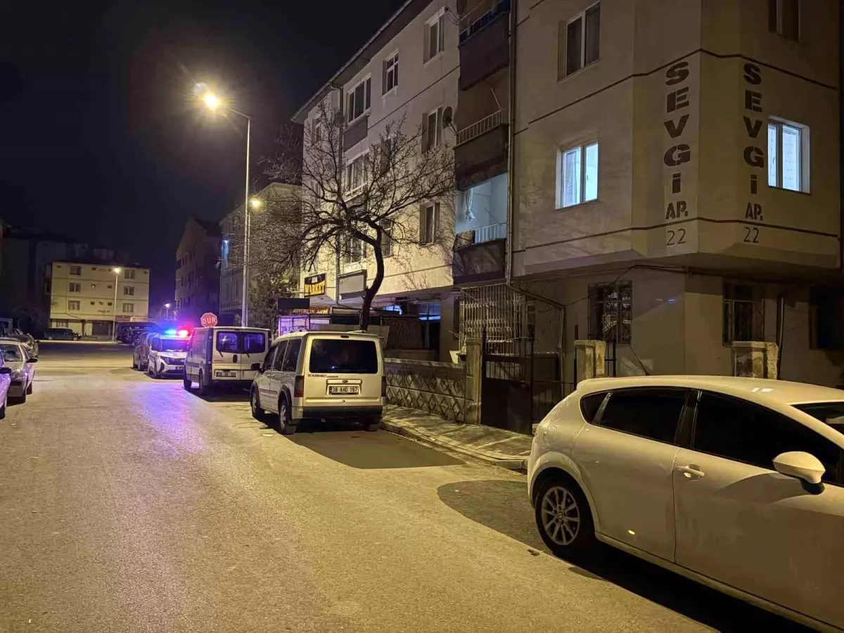 Kayseri'de bir şahıs eniştesinin evini kurşunladı