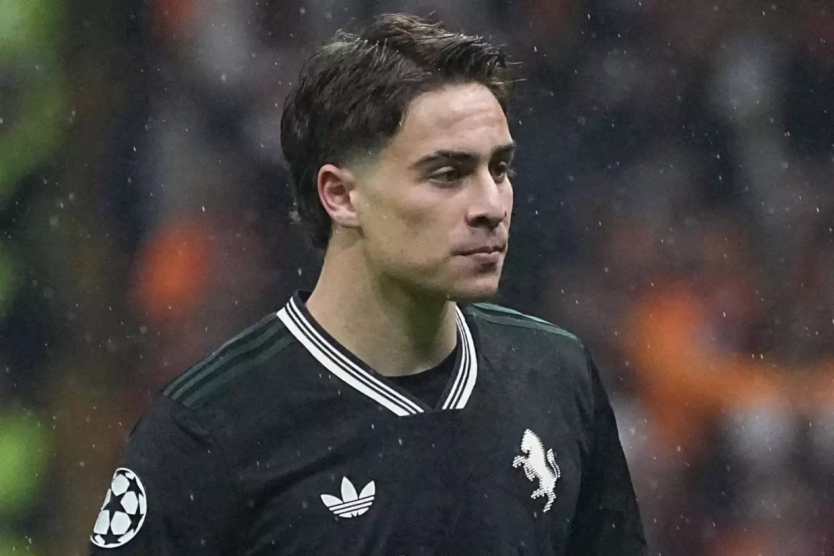 Kenan Yıldız, RAMS Park'ta ayakta alkışlandı