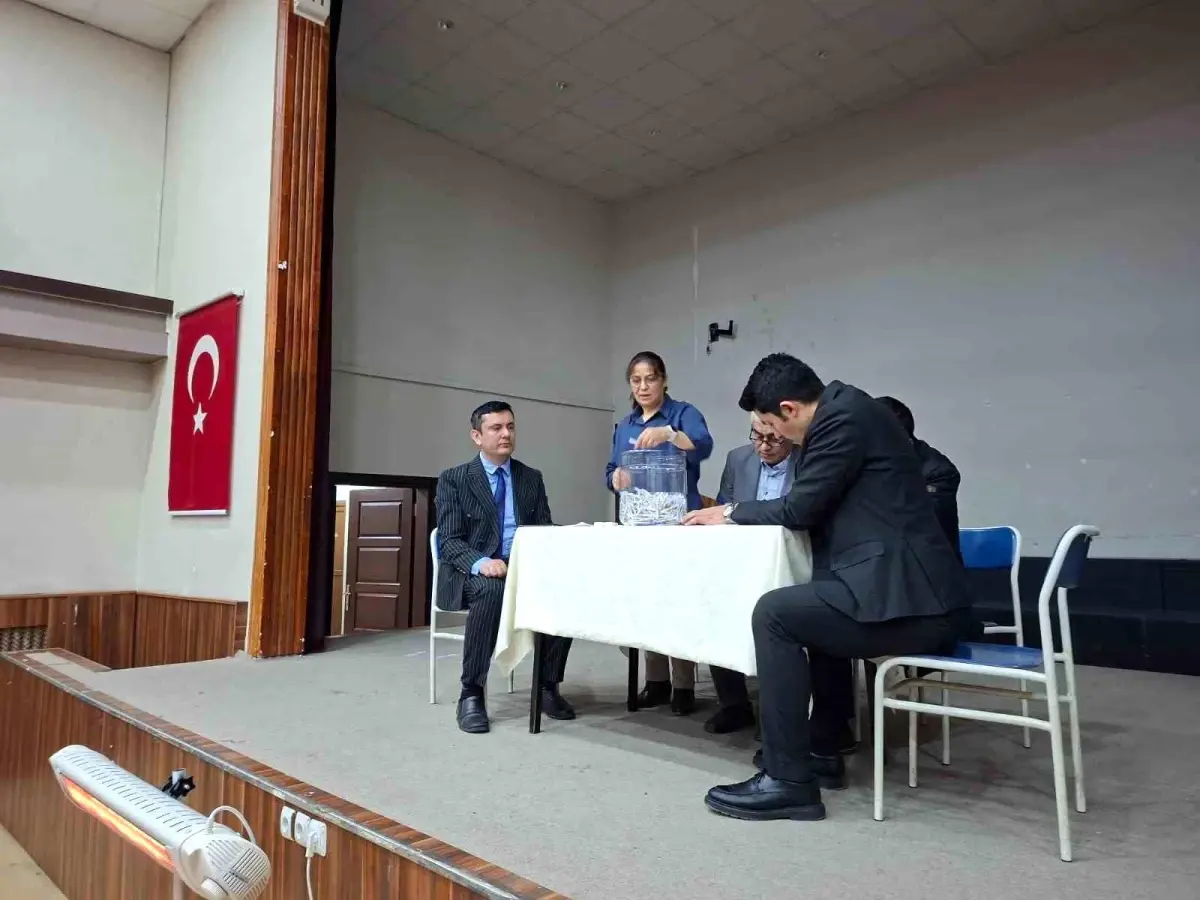 Kurumlarda çalışacak 150 kişi çekilen kurayla belirlendi