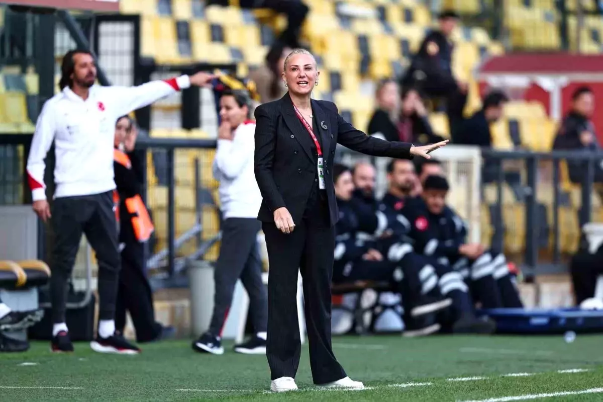 Necla Güngör Kıragası: "B Ligi'nde artık tecrübeliyiz, şimdi daha iyisini yapmak istiyoruz"