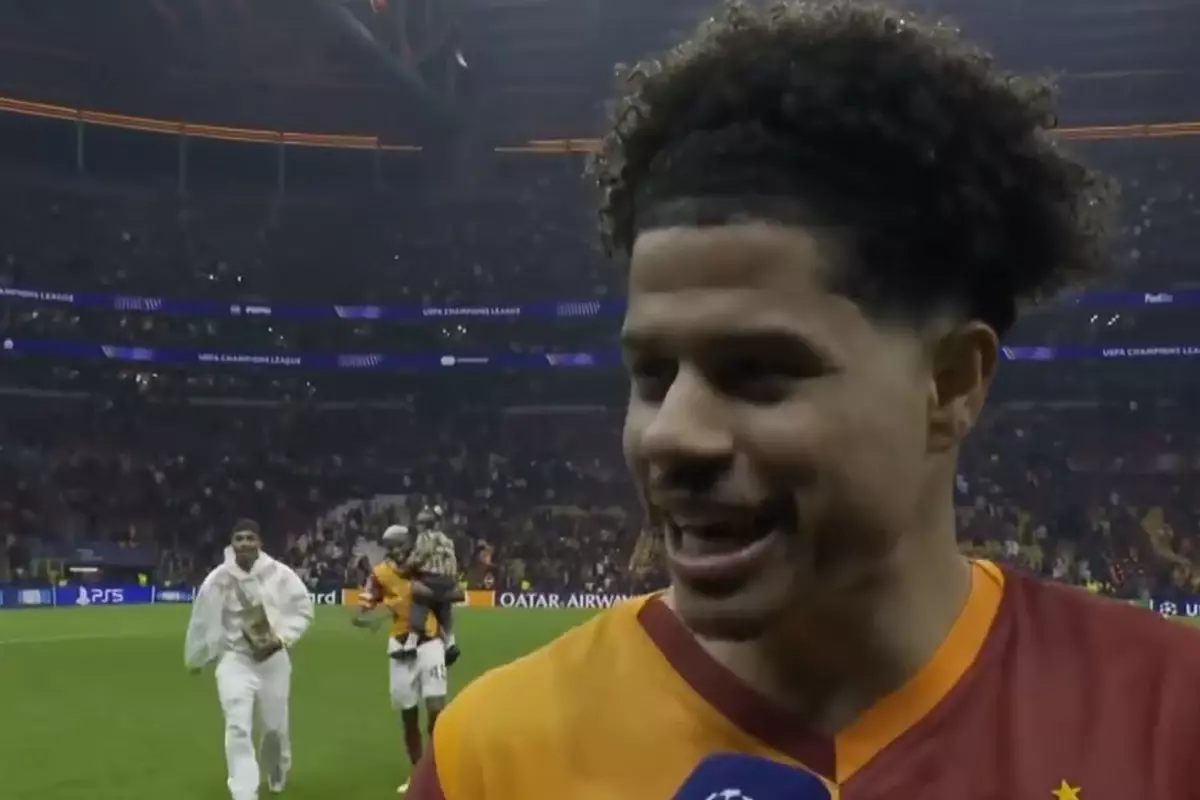 Osimhen ve Lemina'dan Gabriel Sara'ya maç sonu sürpriz baskın