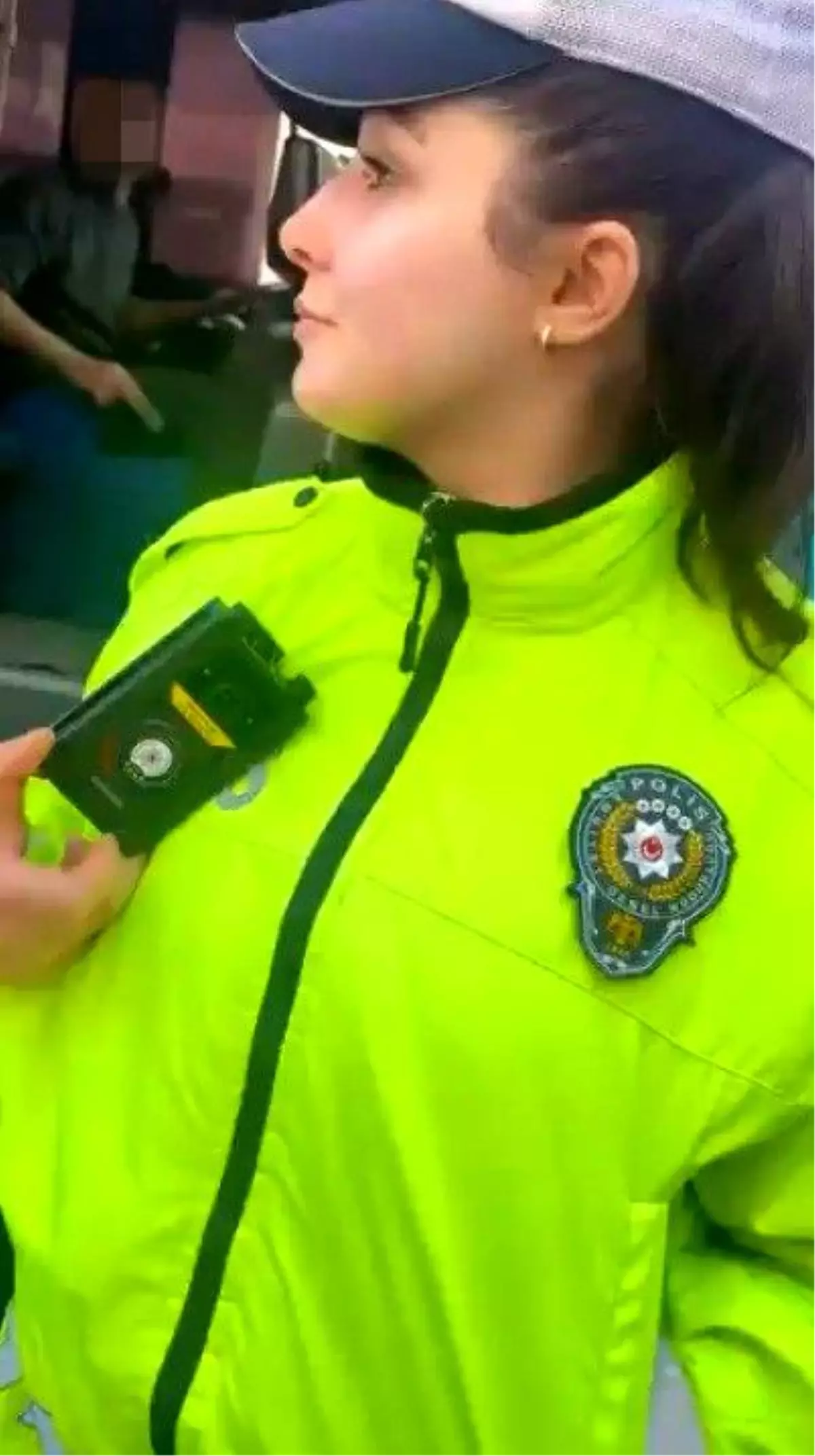 Polise hakaret edip sosyal medyada paylaşan sürücü gözaltına alındı