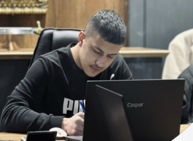 في سامسون، نفذ الأشخاص الملثمون هجومًا مسلحًا على الأخوين: قتيل واحد، وجريح واحد