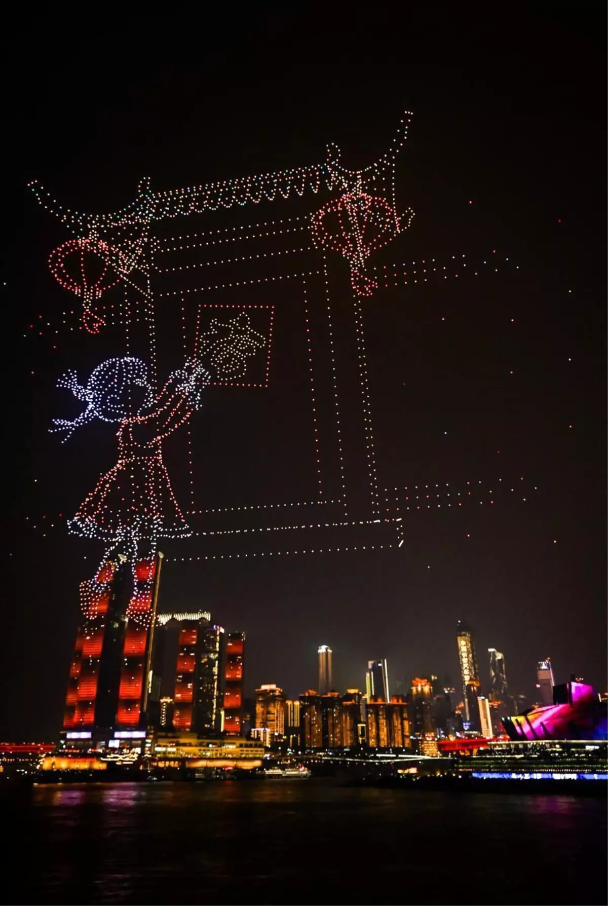 Albüm: Çin'in Chongqing Belediyesi'nde Düzenlenen Drone Işık Gösterisi İzleyenleri Büyüledi