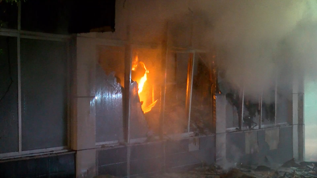 The four-story textile factory in Bağcılar burned fiercely