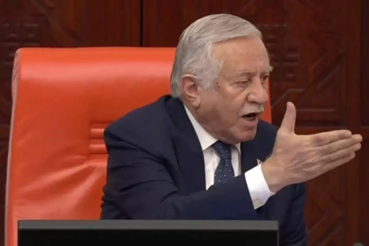 MHP'li Celal Adan, AK Partili vekillere fena patladı: Hayret, ayıp ya