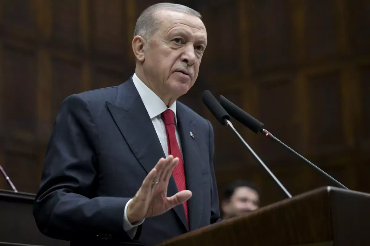 Cumhurbaşkanı Erdoğan'dan iki milletvekiline konuşma yasağı! Biri eski CHP'li