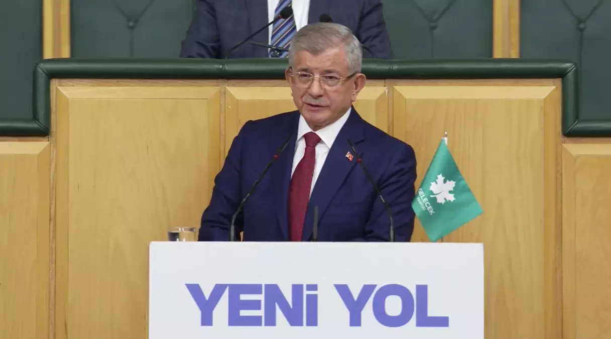 Davutoğlu: Halktan hiç kopmadım, kopmayacağım