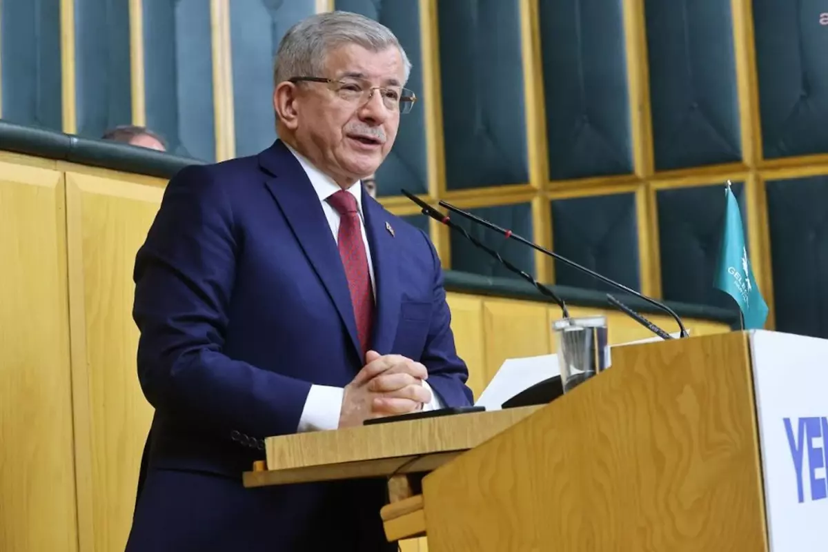 Davutoğlu, "Vasiyetimdir" diyerek açıkladı: Onları cenazemde istemiyorum