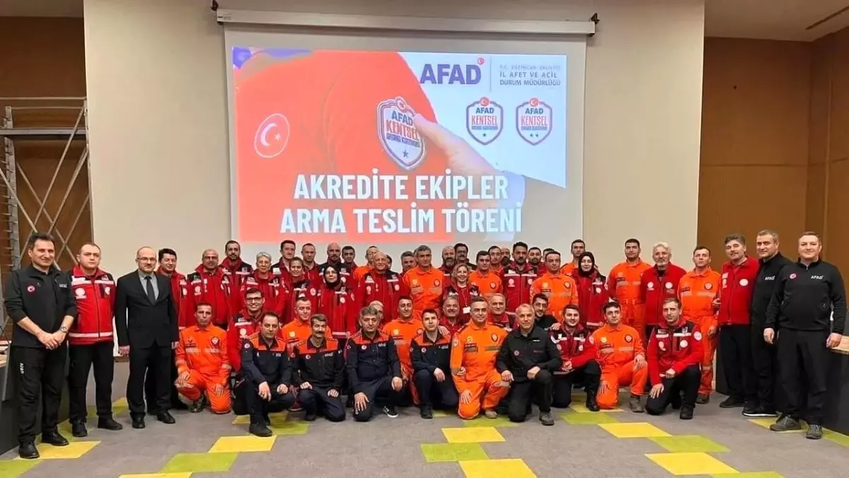 Erzincan'da arama kurtarma ekiplerine akreditasyon töreni