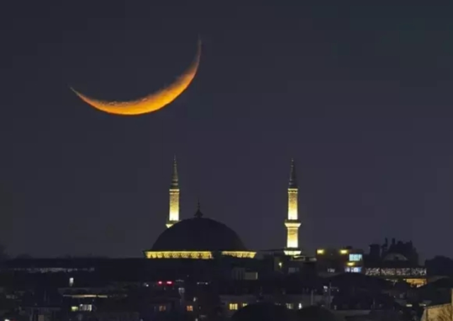Hilal göründü mü, 2026 Arabistan'da hilal göründü mü? Hilal göründü mü, 2026 Arabistan'da hilal göründü mü?