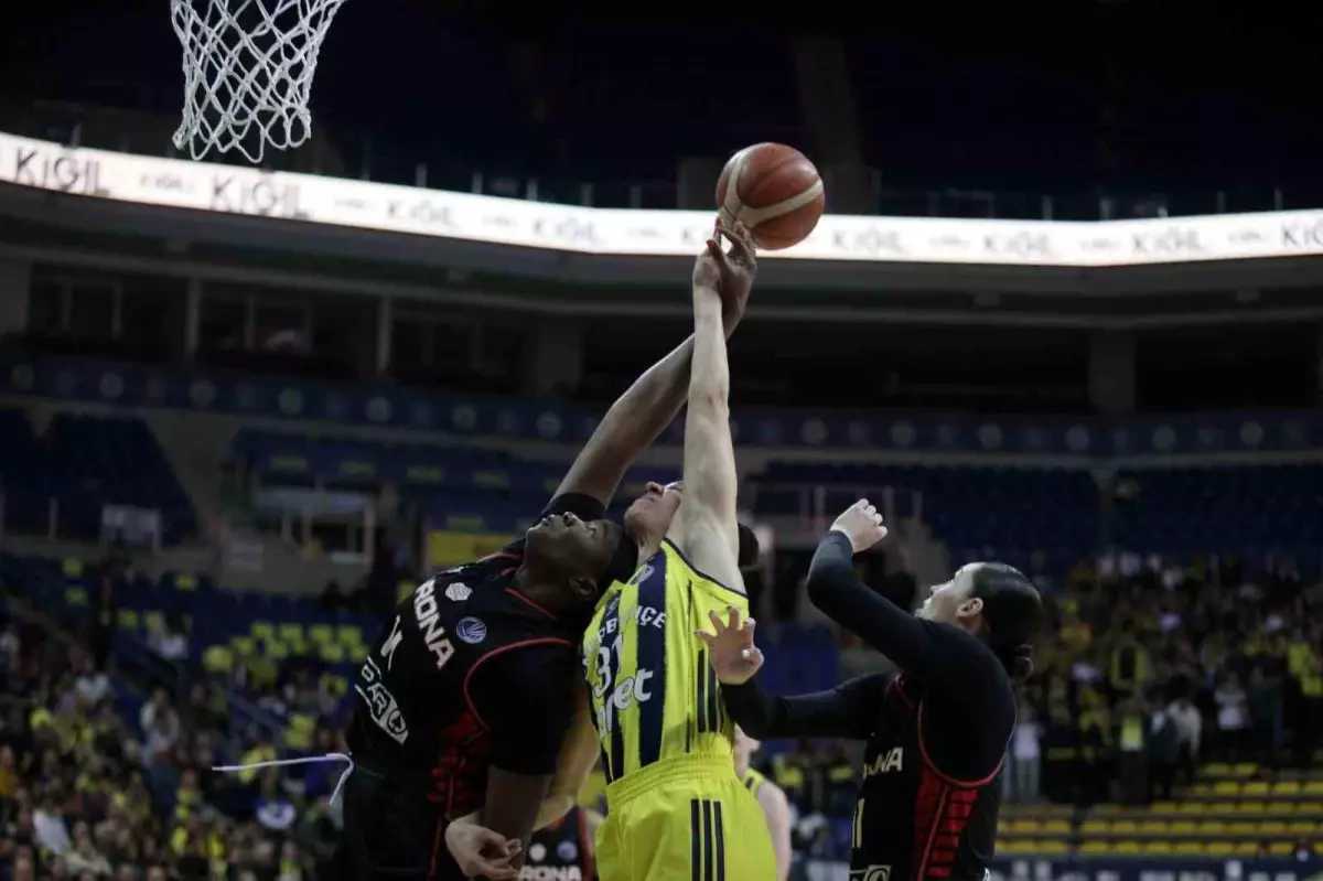 Kadınlar Euroleague: Fenerbahçe: 87 Girona: 69