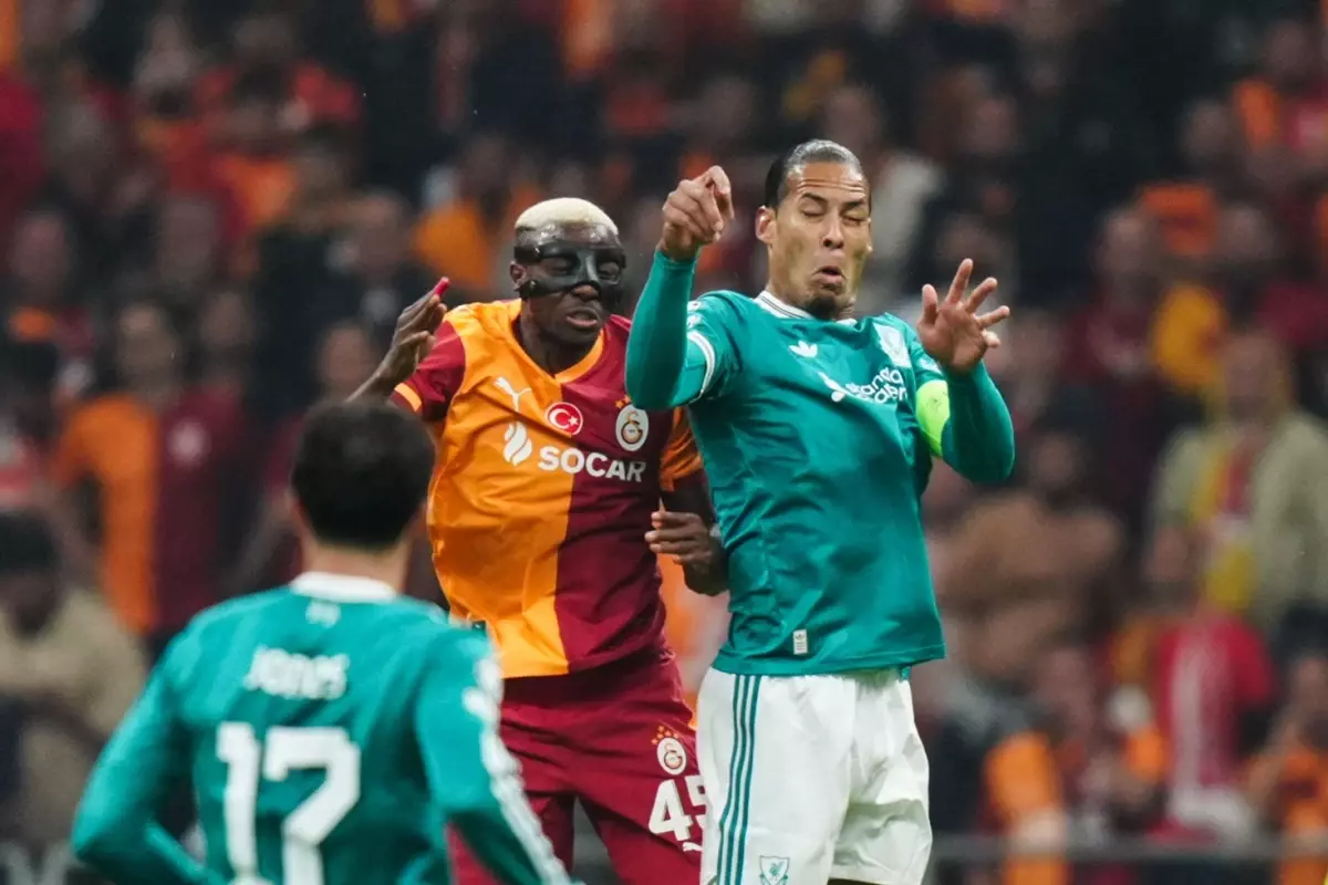 Osimhen, Van Dijk'ın Galatasaray taraftarı için söylediği şeyi ilk kez açıkladı