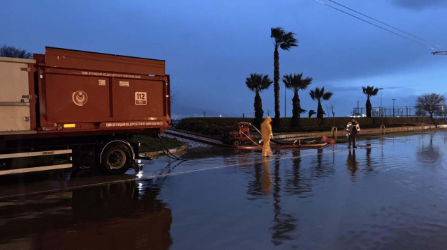 Prof. Dr. Yaşar: İzmir her yıl çöküyor