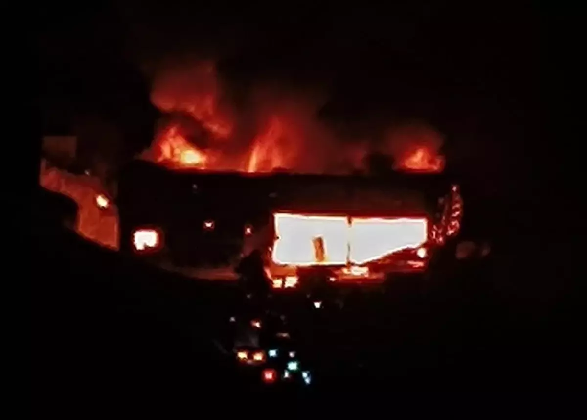 Zeytin ve fıstık işleme fabrikasında korkutan yangın