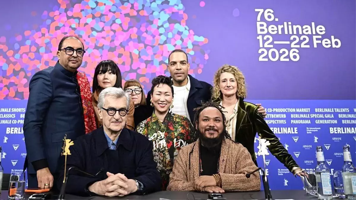 Berlinale'de Gazze tartışmaları: Tunuslu yönetmen ödülü reddetti, 80 sanatçı bildiri imzaladı