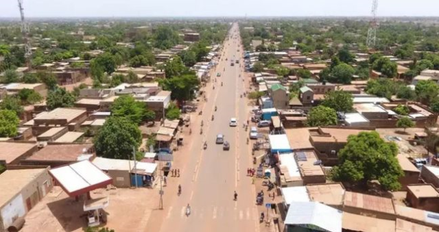 Burkina Faso nerede, başkenti neresi? Burkina Faso dini nedir, hangi dili konuşuyor? Burkina Faso'nun haritadaki yeri neresi?