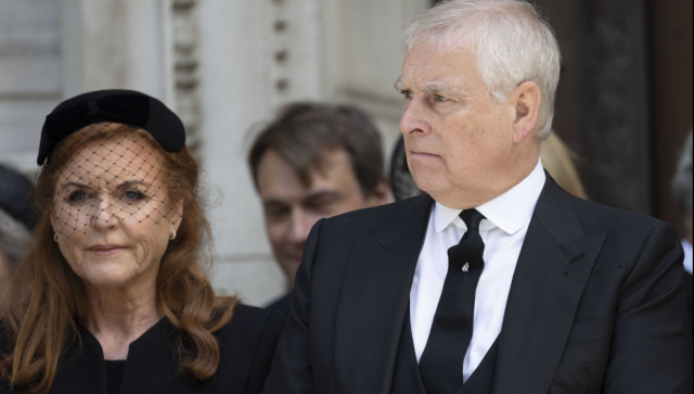 Dünya şokta! Prens Andrew gözaltına alındı Dünya şokta! Prens Andrew gözaltına alındı