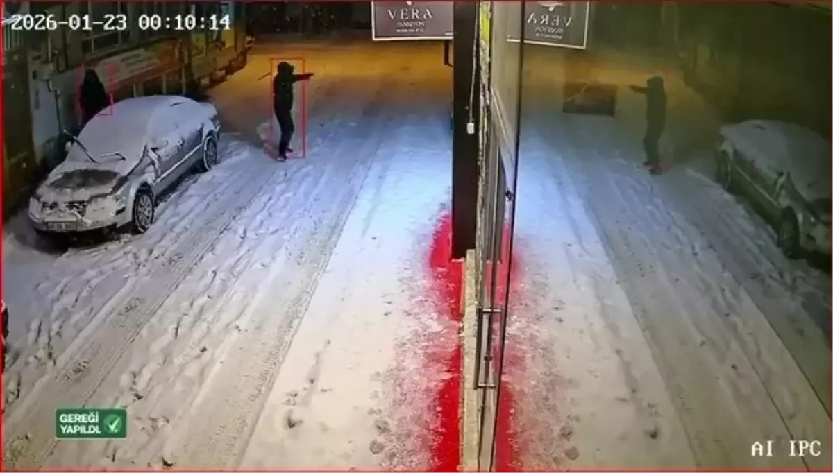 Elazığ'da iş yerlerine silahlı saldırıya ilişkin 4 tutuklama